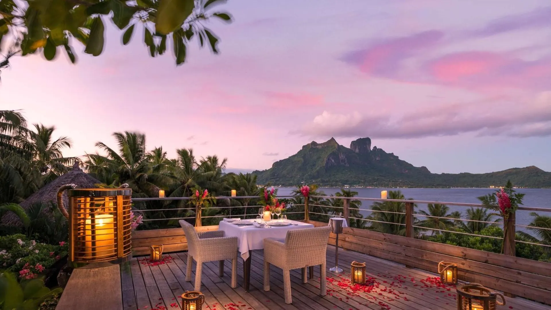 Resort Conrad Bora Bora Nui Hotel