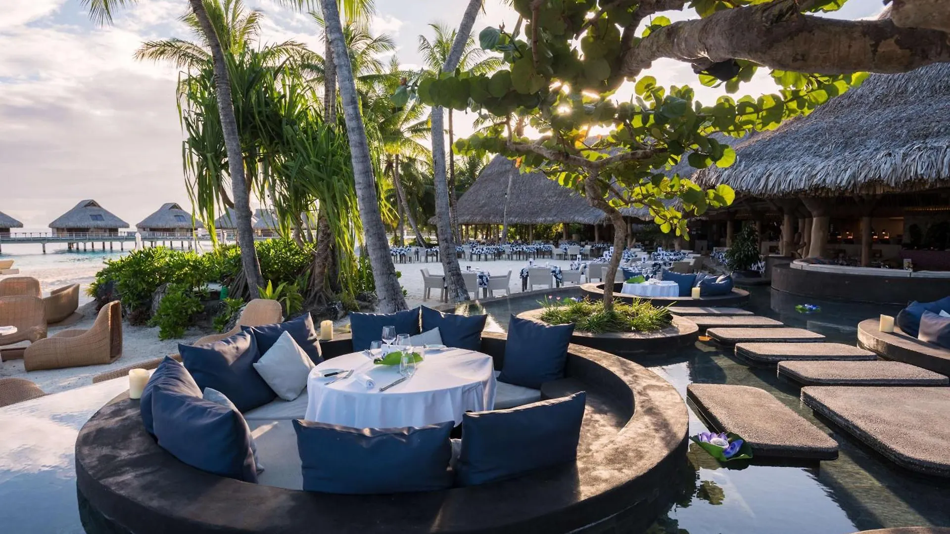 Resort Conrad Bora Bora Nui Hotel