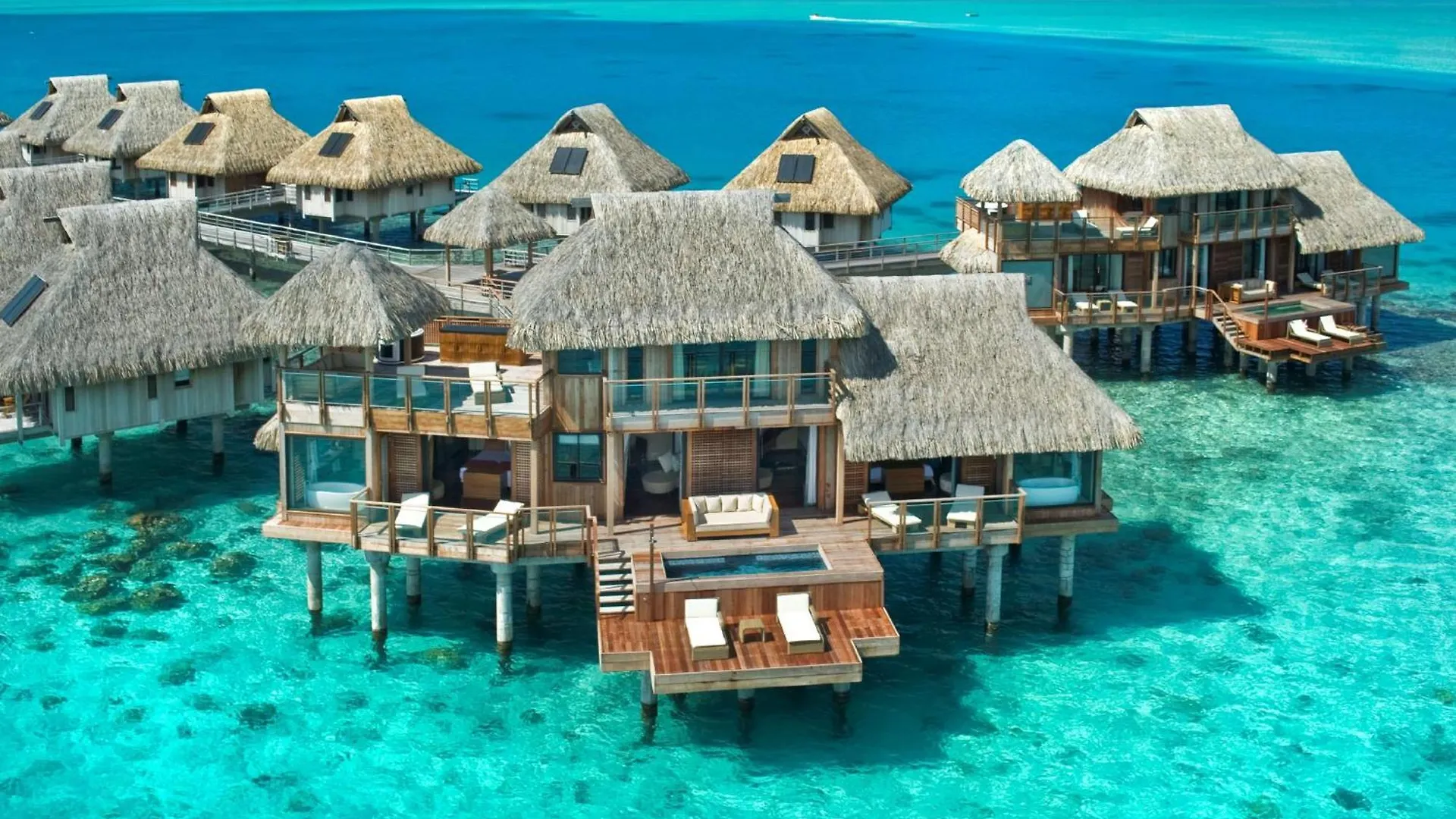 Resort Conrad Bora Bora Nui Hotel